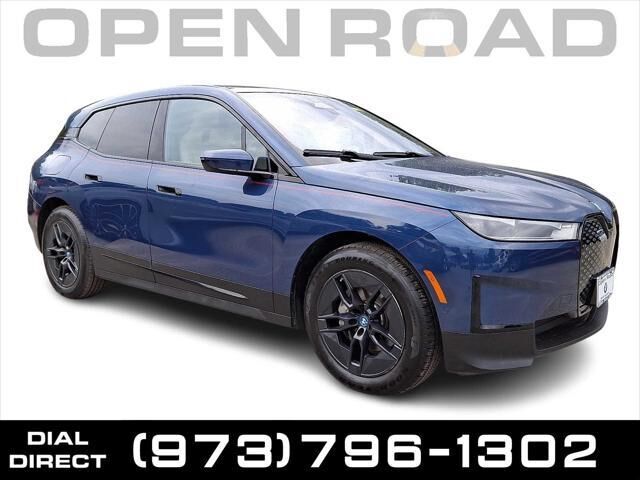 2024 BMW iX xDrive50 — photo 1 of 13