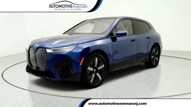 2025 BMW iX xDrive50