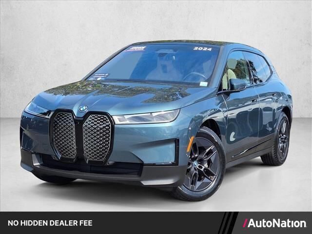 2024 BMW iX xDrive50 — photo 1 of 13