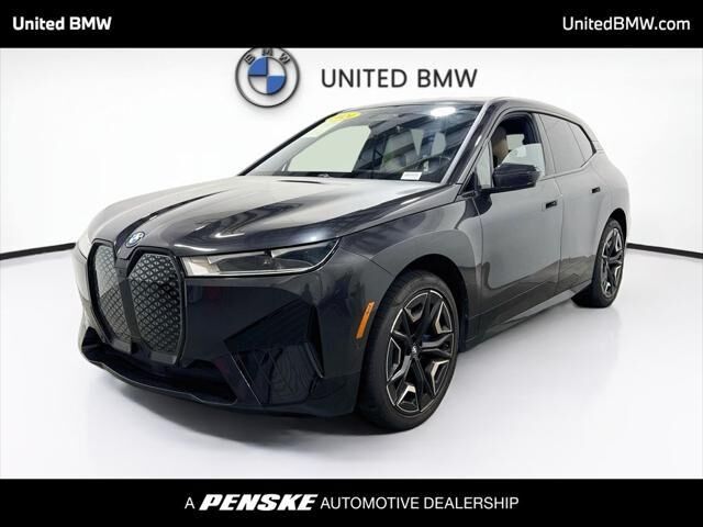 2024 BMW iX xDrive50 — photo 1 of 13