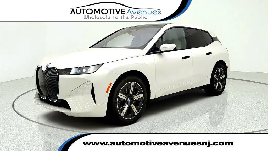 2026 BMW iX xDrive45 — photo 1 of 26