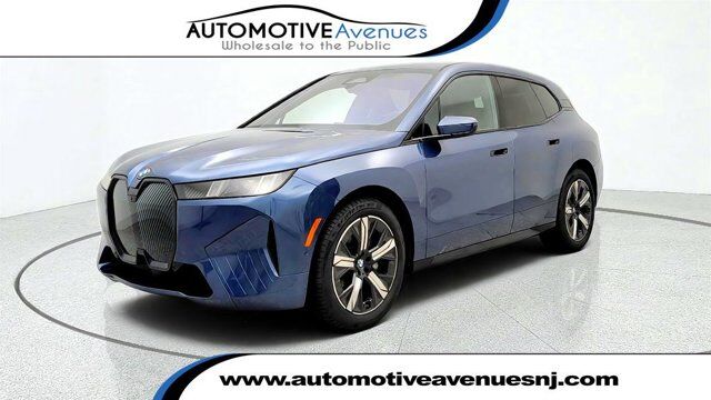 2026 BMW iX xDrive45 — photo 1 of 2