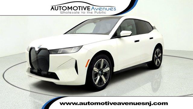 2026 BMW iX xDrive45 — photo 1 of 2