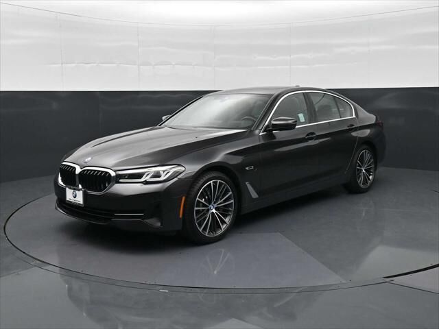 2023 BMW 5 Series 530e — photo 1 of 26