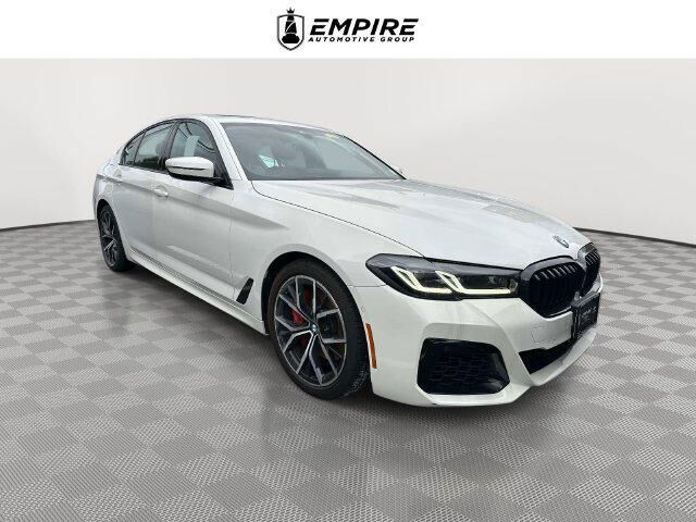2022 BMW 5 Series 530i xDrive — photo 1 of 13