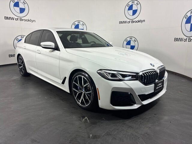 2023 BMW 5 Series 530i xDrive — photo 1 of 13