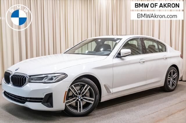 2021 BMW 5 Series 530i xDrive — photo 1 of 13