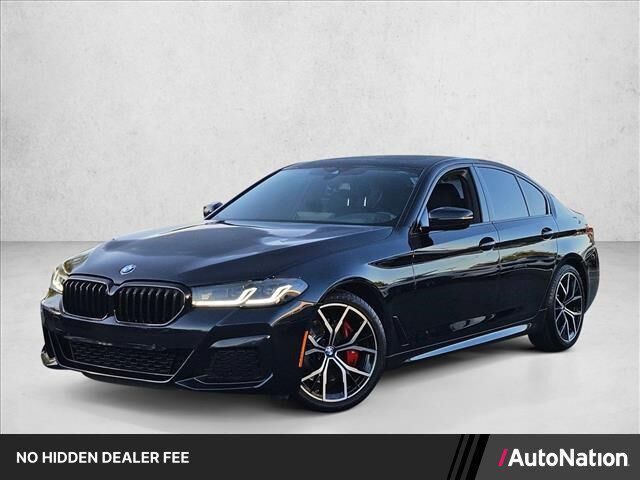 2023 BMW 5 Series 530i xDrive — photo 1 of 13