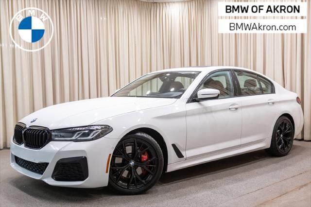 2023 BMW 5 Series 530i xDrive — photo 1 of 13