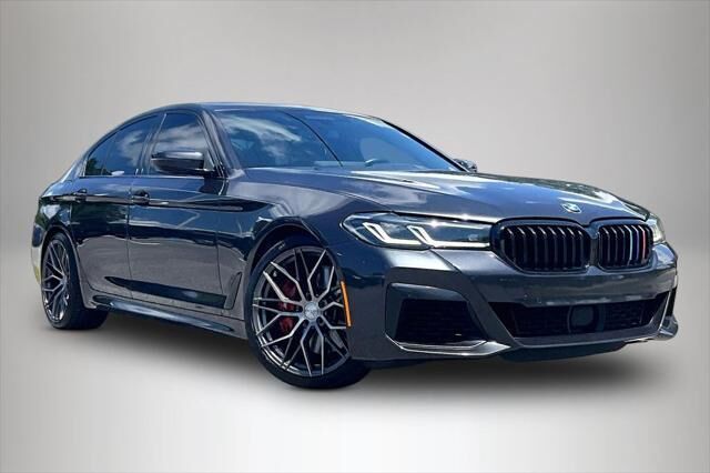 2022 BMW 5 Series M550i xDrive — photo 1 of 13