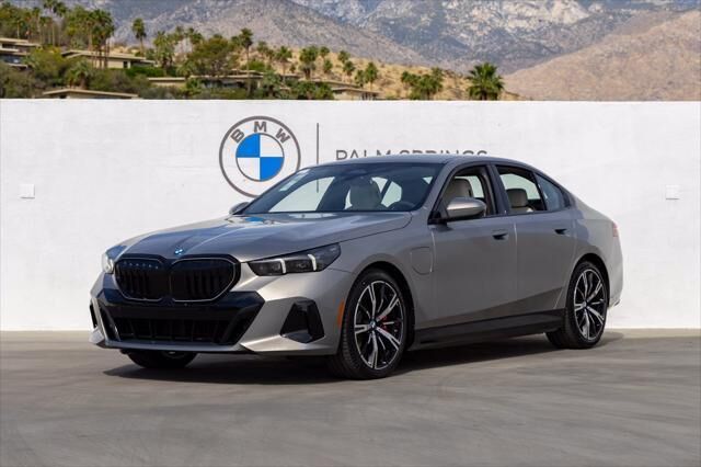 2026 BMW 5 Series 550e xDrive