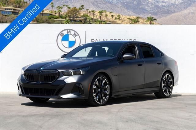 2026 BMW 5 Series 550e xDrive