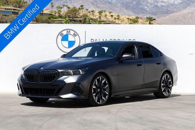 2026 BMW 5 Series 550e xDrive