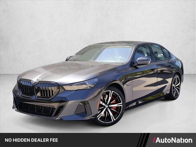 2026 BMW 5 Series 550e xDrive — photo 1 of 4