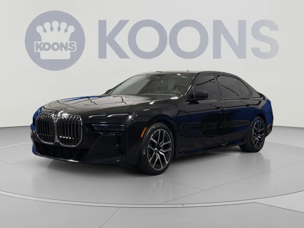 2023 BMW 7 Series 740i — photo 1 of 13