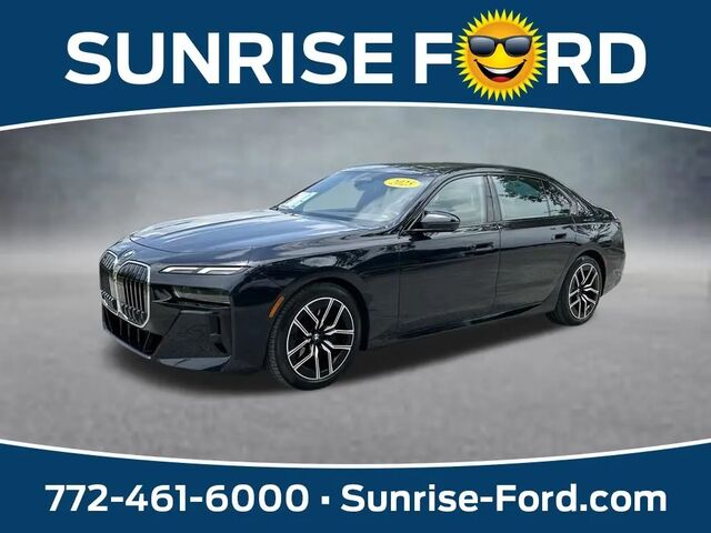 2025 BMW 7 Series 740i