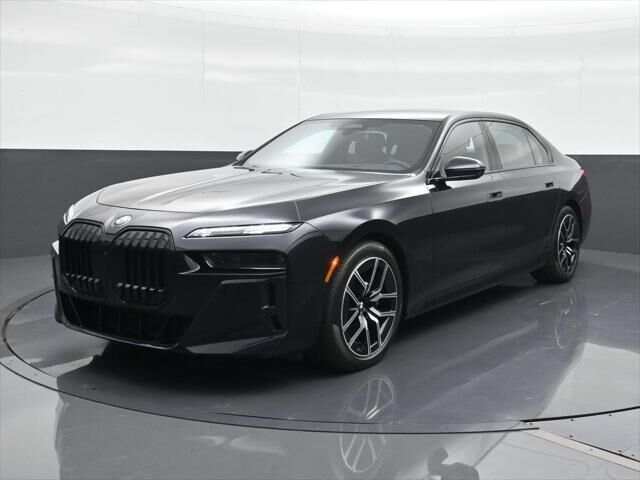 2023 BMW 7 Series 740i — photo 1 of 7