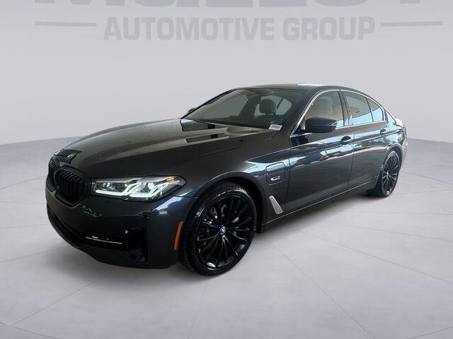 2023 BMW 5 Series 530e xDrive — photo 1 of 26