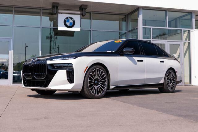 2025 BMW 7 Series 760i xDrive
