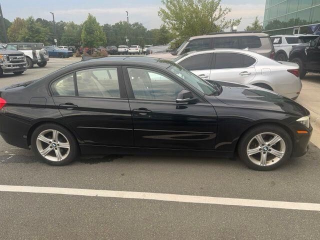 2015 BMW 3 Series 328i xDrive — photo 1 of 18