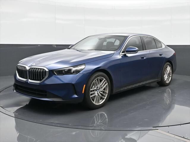 2024 BMW 5 Series 530i — photo 1 of 7