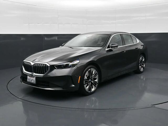 2026 BMW 5 Series 530i
