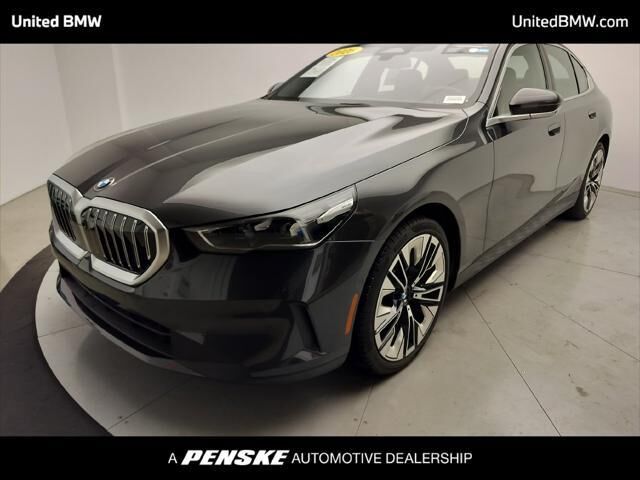 2026 BMW 5 Series 530i