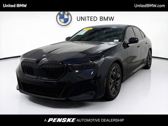 2024 BMW 5 Series 530i — photo 1 of 13