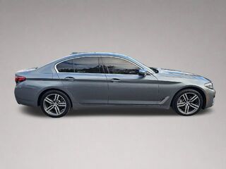 2022 BMW 5 Series 530i