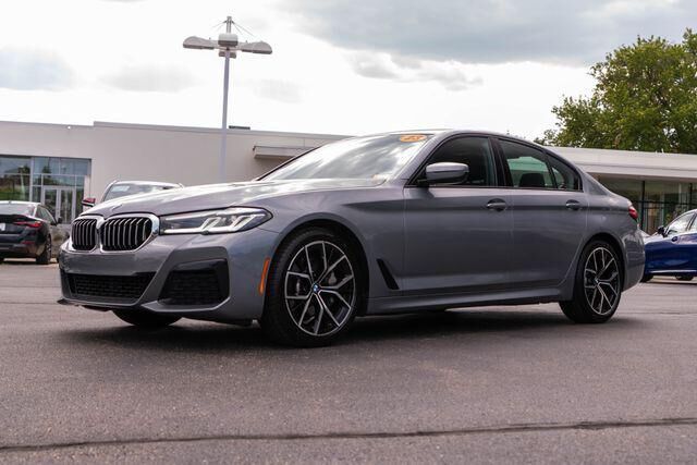 2023 BMW 5 Series 530i — photo 1 of 14