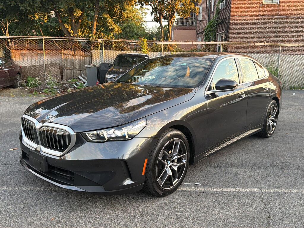 2026 BMW 5 Series 530i xDrive — photo 1 of 13