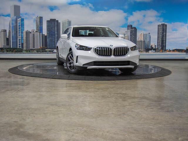 2027 BMW 5 Series 530i xDrive — photo 1 of 13
