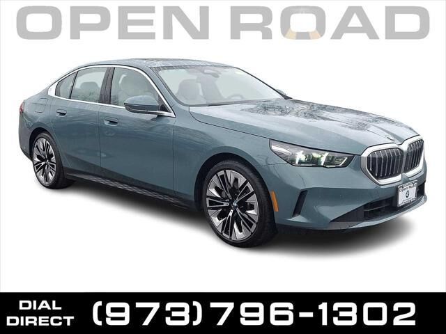 2025 BMW 5 Series 530i xDrive — photo 1 of 4