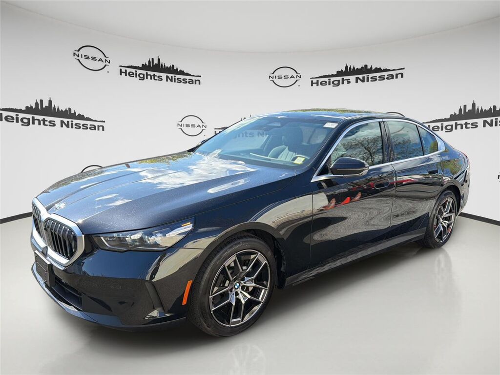 2026 BMW 5 Series 530i xDrive — photo 1 of 39