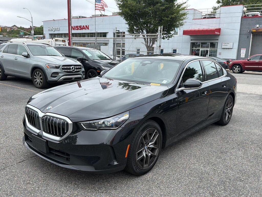 2026 BMW 5 Series 530i xDrive — photo 1 of 39