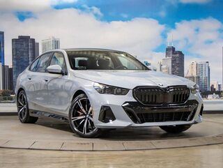 2027 BMW 5 Series 530i xDrive — photo 1 of 26