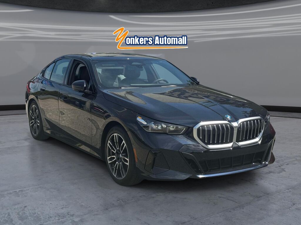 2024 BMW 5 Series 530i xDrive — photo 1 of 26