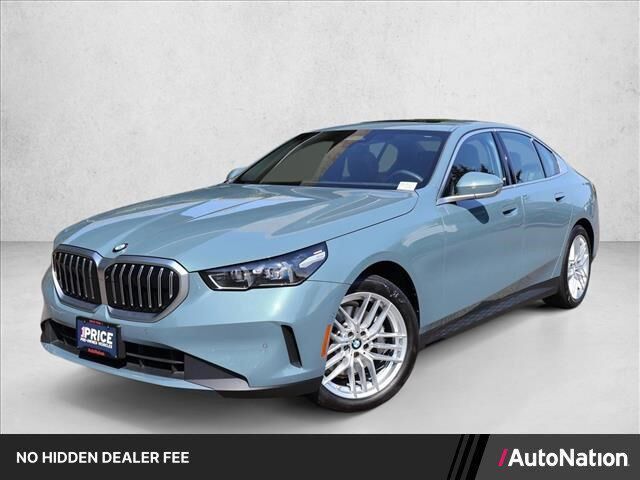 2025 BMW 5 Series 530i xDrive — photo 1 of 13