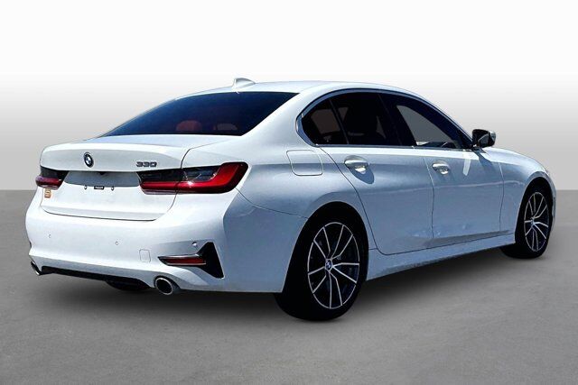 2019 BMW 3 Series 330i — photo 1 of 13