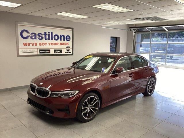 2022 BMW 3 Series 330i xDrive — photo 1 of 24
