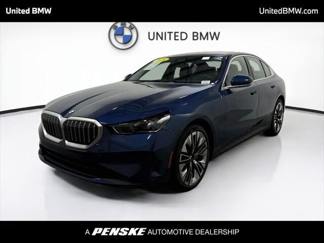 2026 BMW 5 Series 540i xDrive — photo 1 of 13