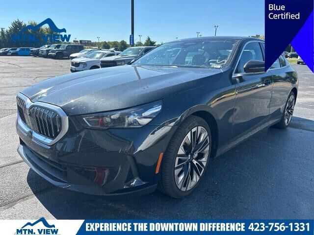 2026 BMW 5 Series 540i xDrive