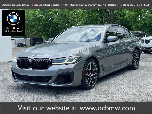 2023 BMW 5 Series 540i xDrive — photo 1 of 13