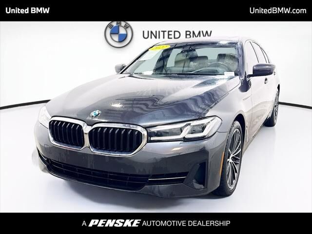 2022 BMW 5 Series 540i xDrive — photo 1 of 10