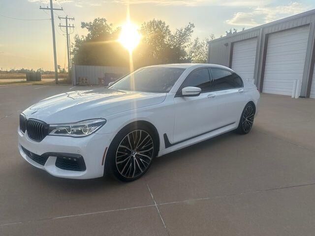 2019 BMW 7 Series 750i — photo 1 of 13