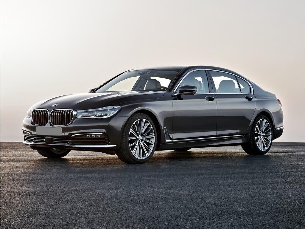 2018 BMW 7 Series 750i xDrive — photo 1 of 2