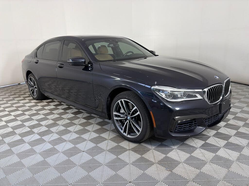 2017 BMW 7 Series 750i xDrive — photo 1 of 25