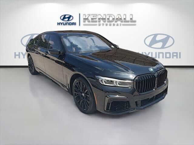 2021 BMW 7 Series M760i xDrive — photo 1 of 13
