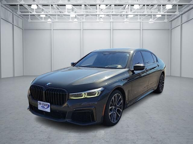 2022 BMW 7 Series M760i xDrive