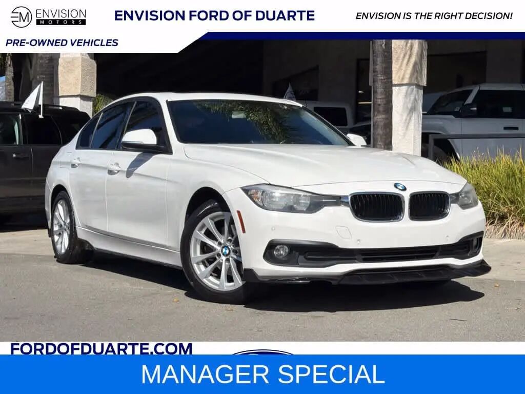 2016 BMW 3 Series 320i — photo 1 of 13